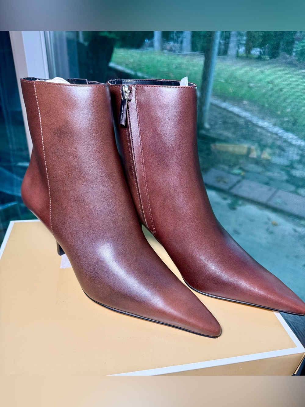 Michael kors selina Brown Pointed-Toe Leather Ankle Boots with Side Zip